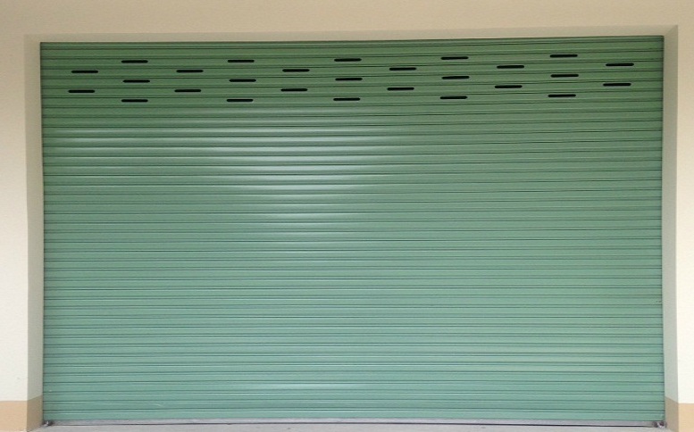 Cửa cuốn cao cấp cho showroom